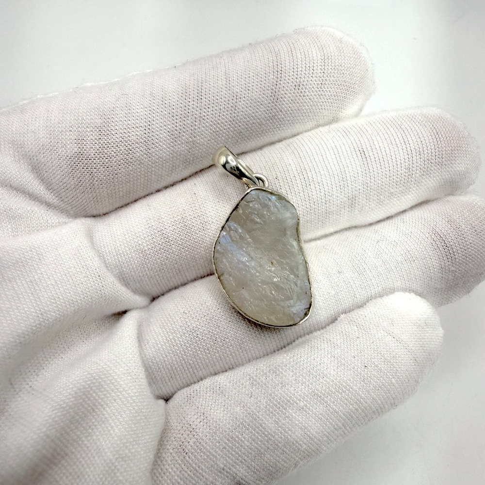 Rainbow Moonstone Rough .925 Sterling Silver Pendant - Picture 5 of 16